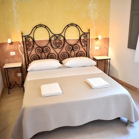 B&B Tre Principi กัลลีโปลี ภายนอก รูปภาพ