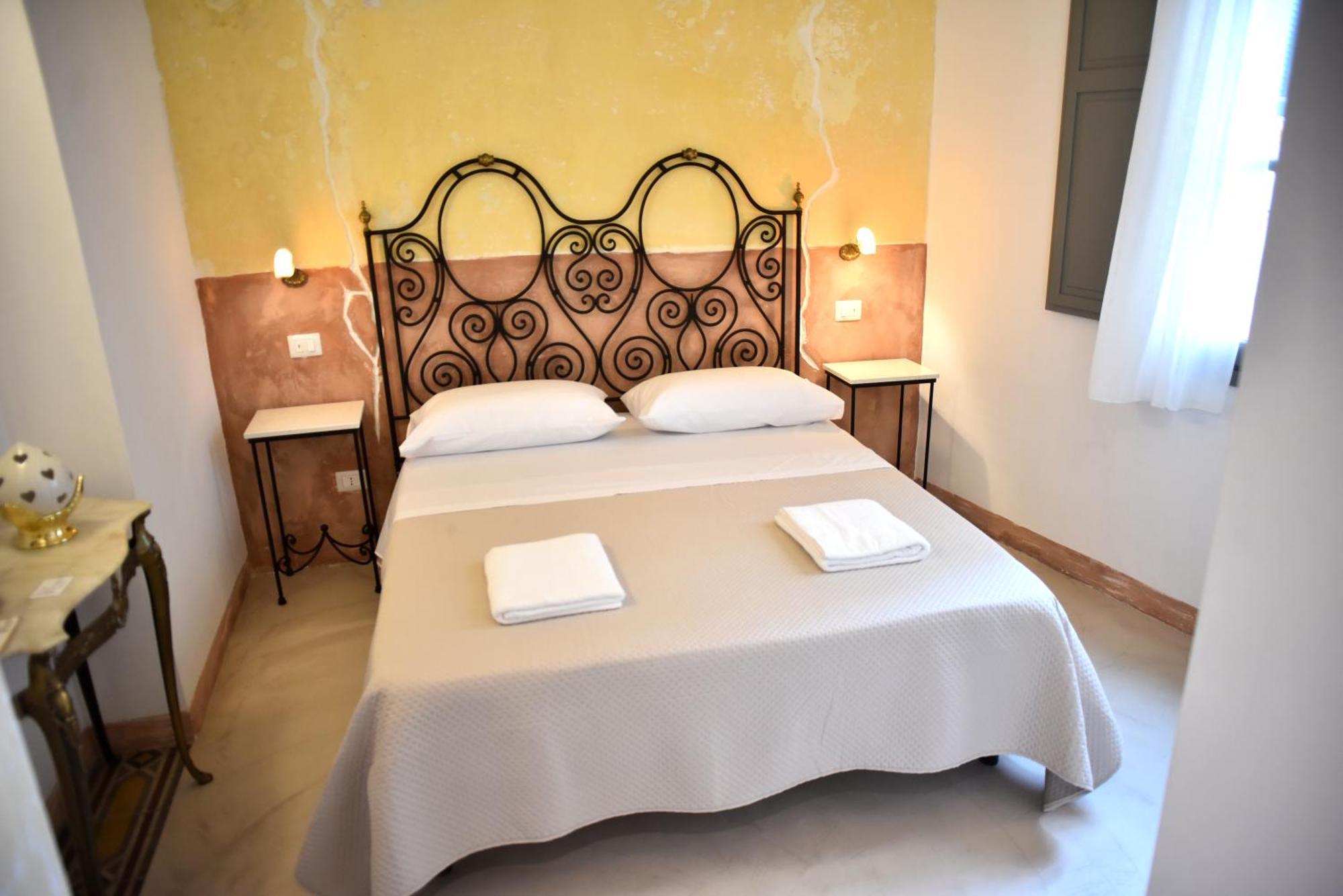B&B Tre Principi กัลลีโปลี ภายนอก รูปภาพ
